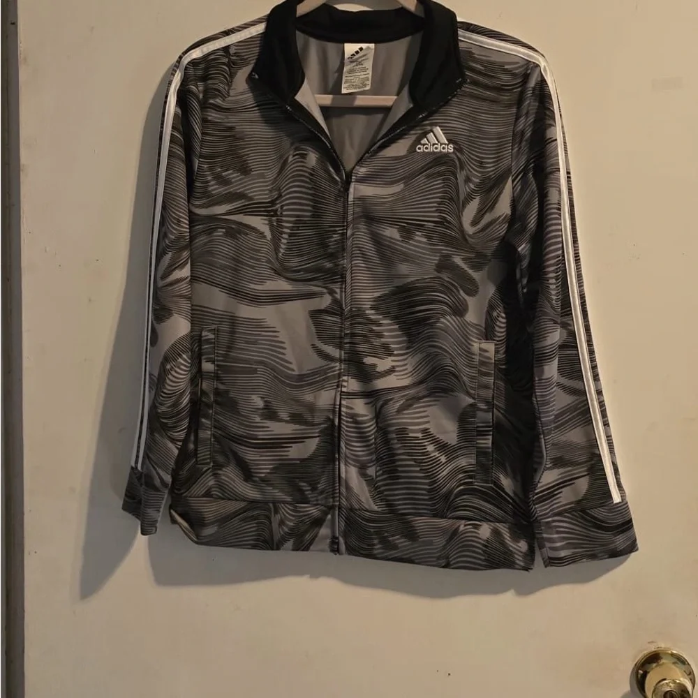 Adidas Men's Black and Gray Windbreaker